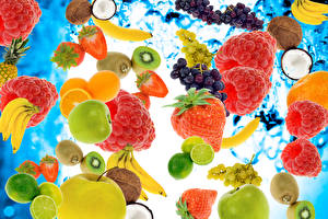 Фотообои Ягодно-фруктовый микс